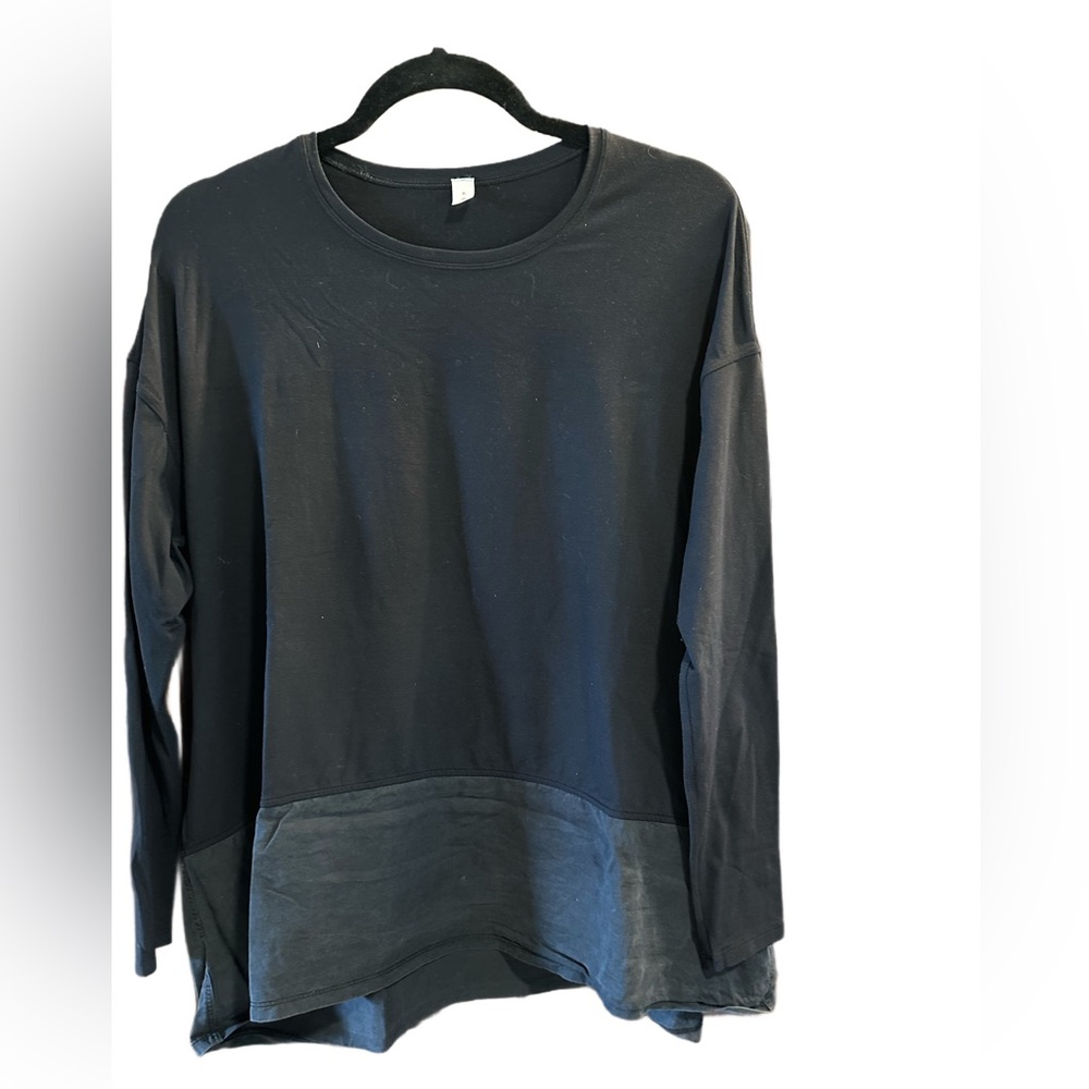 lululemon athletica Black Long Sleeve Top